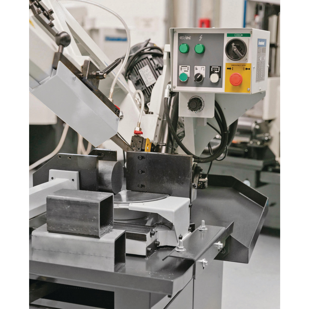 Metallkraft BMBS 230 x 280 H-DG Hydraulische Schwenkrahmen-Metallbandsäge 3680013
